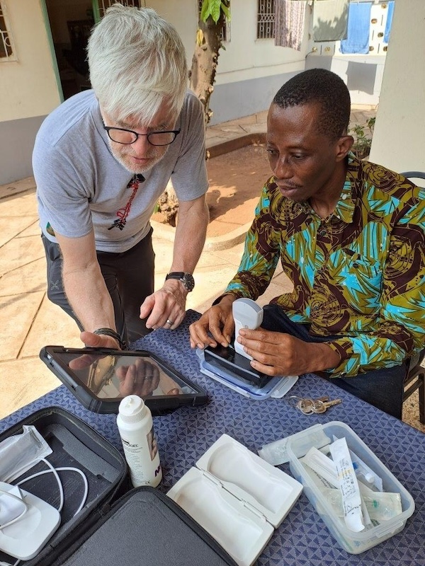 2025_02_Techiman___introduction_of_Dr__Kingsley_to_new_scanning_device